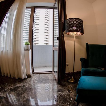 Apartamento Luxury Down Town Bucarest Exterior foto