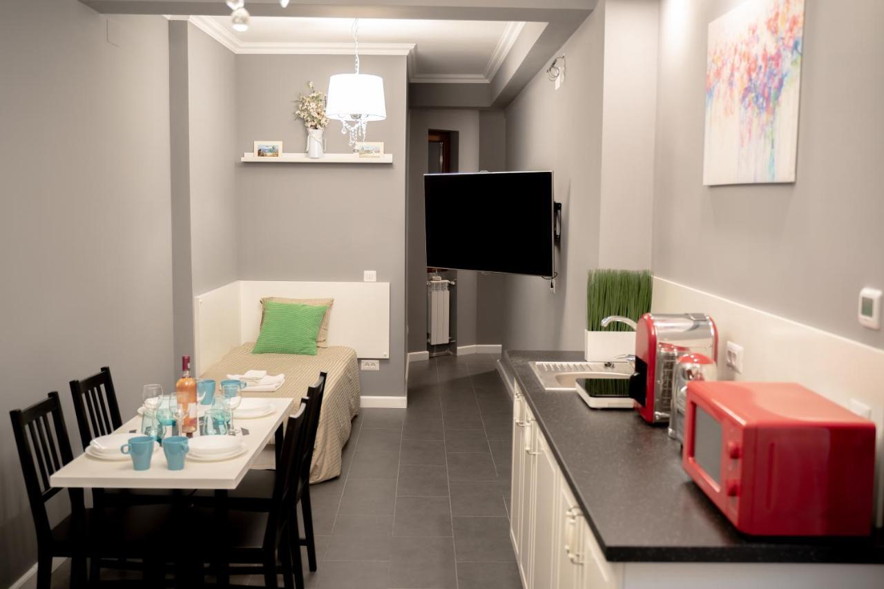 Apartamento Luxury Down Town Bucarest Exterior foto