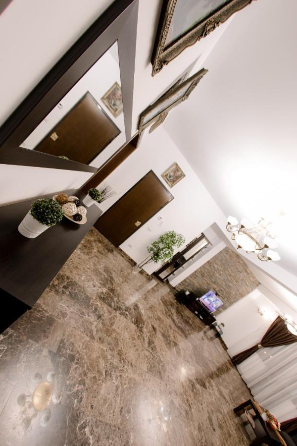 Apartamento Luxury Down Town Bucarest Exterior foto